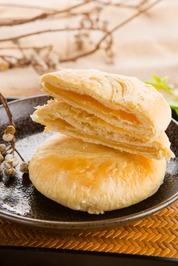 Image LinYe Cookie Laopo Cookie Wife cake 麟烨 麟燁-老婆饼 360 grams